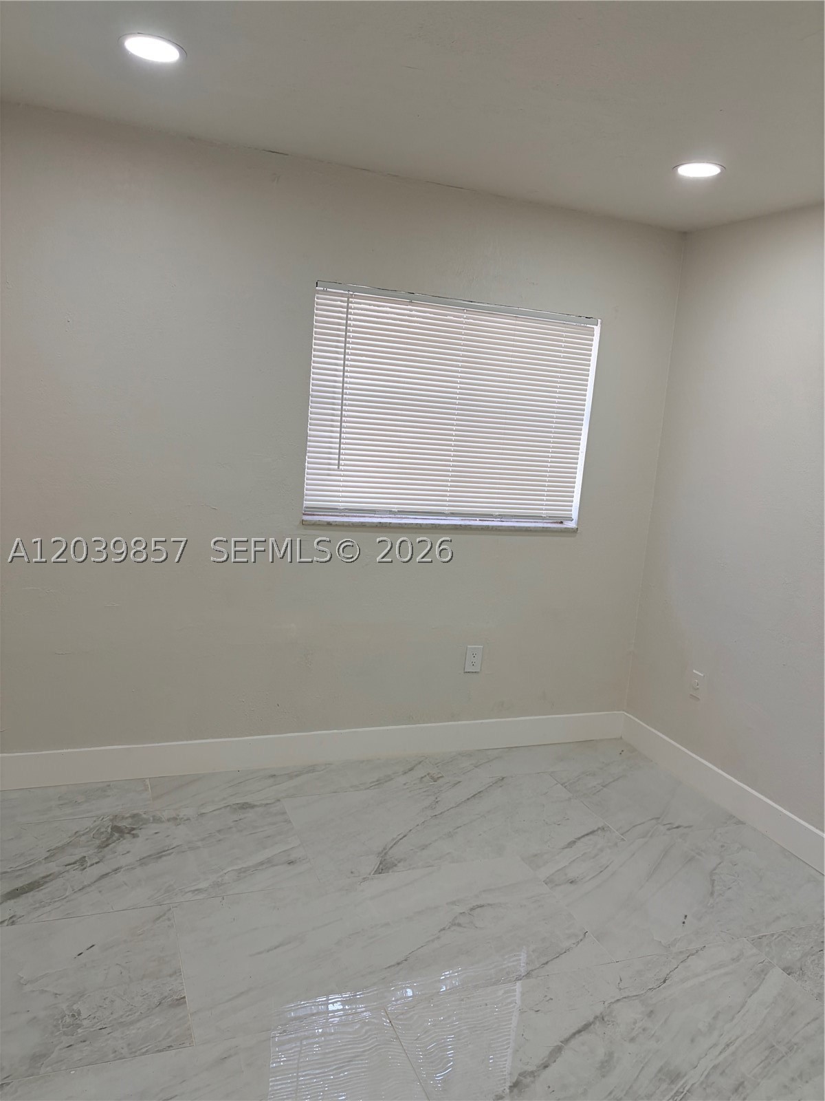 VISTA VERDE TOWNHOUSE SEC - Residential