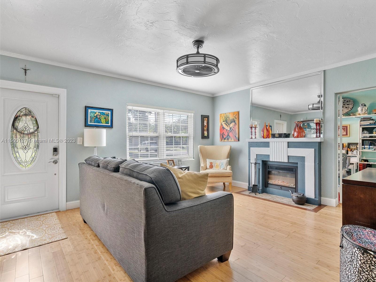 DUNNINGS MIAMI SHORES EXT - Residential