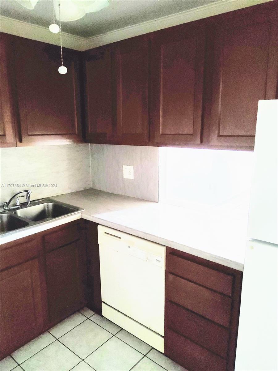 OLYMPIC TOWER CONDO - Residential Lease