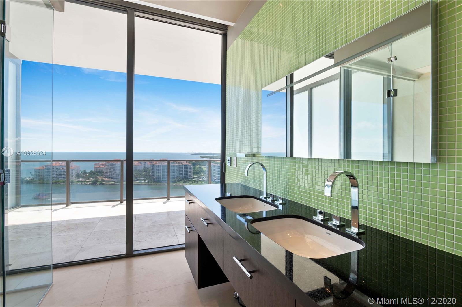 APOGEE CONDO - Residential