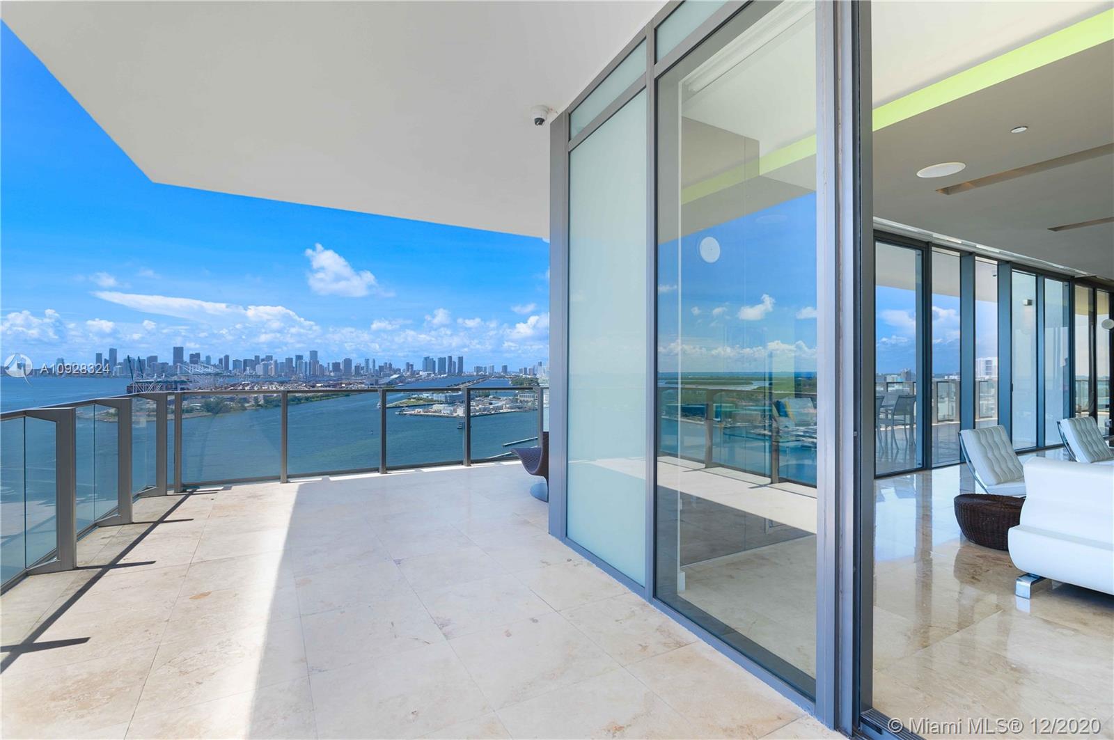 APOGEE CONDO - Residential