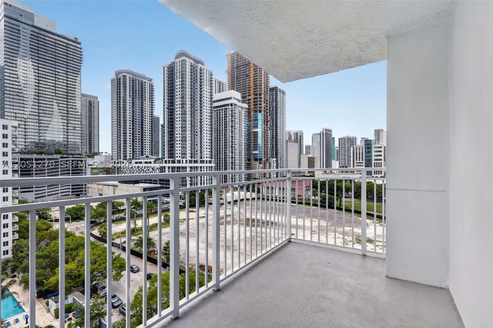 MADISON DOWNTOWN CONDO - Residential