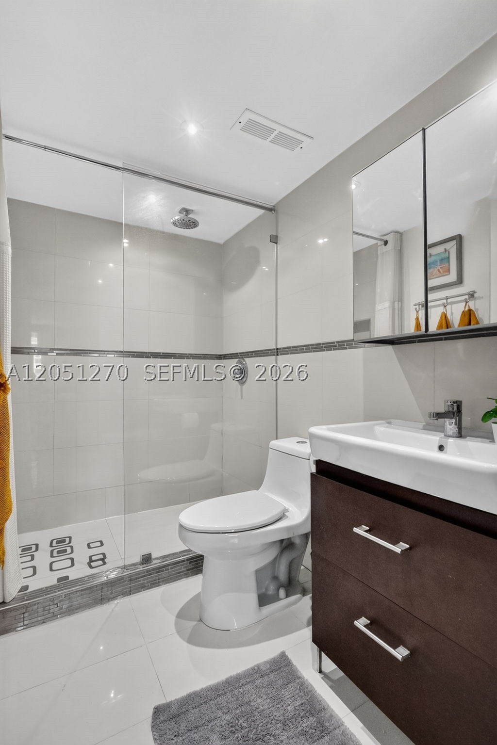 MADISON DOWNTOWN CONDO - Residential
