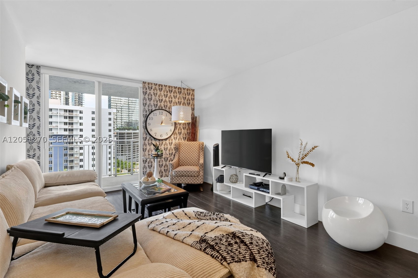 Beautifully remodeled 2-bedroom, 2-bathroom residence in the heart of Downtown Miami. This move-in-ready home features modern finishes throughout, a bright and functional layout, and the rare convenience of an in-unit washer and dryer.Residents can enjoy amenities such as pool, jacuzzi, fitness center, tennis, paddle, and volleyball courts, among others. Enjoy stylish living just minutes from world-class dining, shopping, entertainment, museums, major highways, and public transportation. Whether you're looking for a primary residence or an investment opportunity, this centrally located property offers comfort, convenience, and exceptional value.