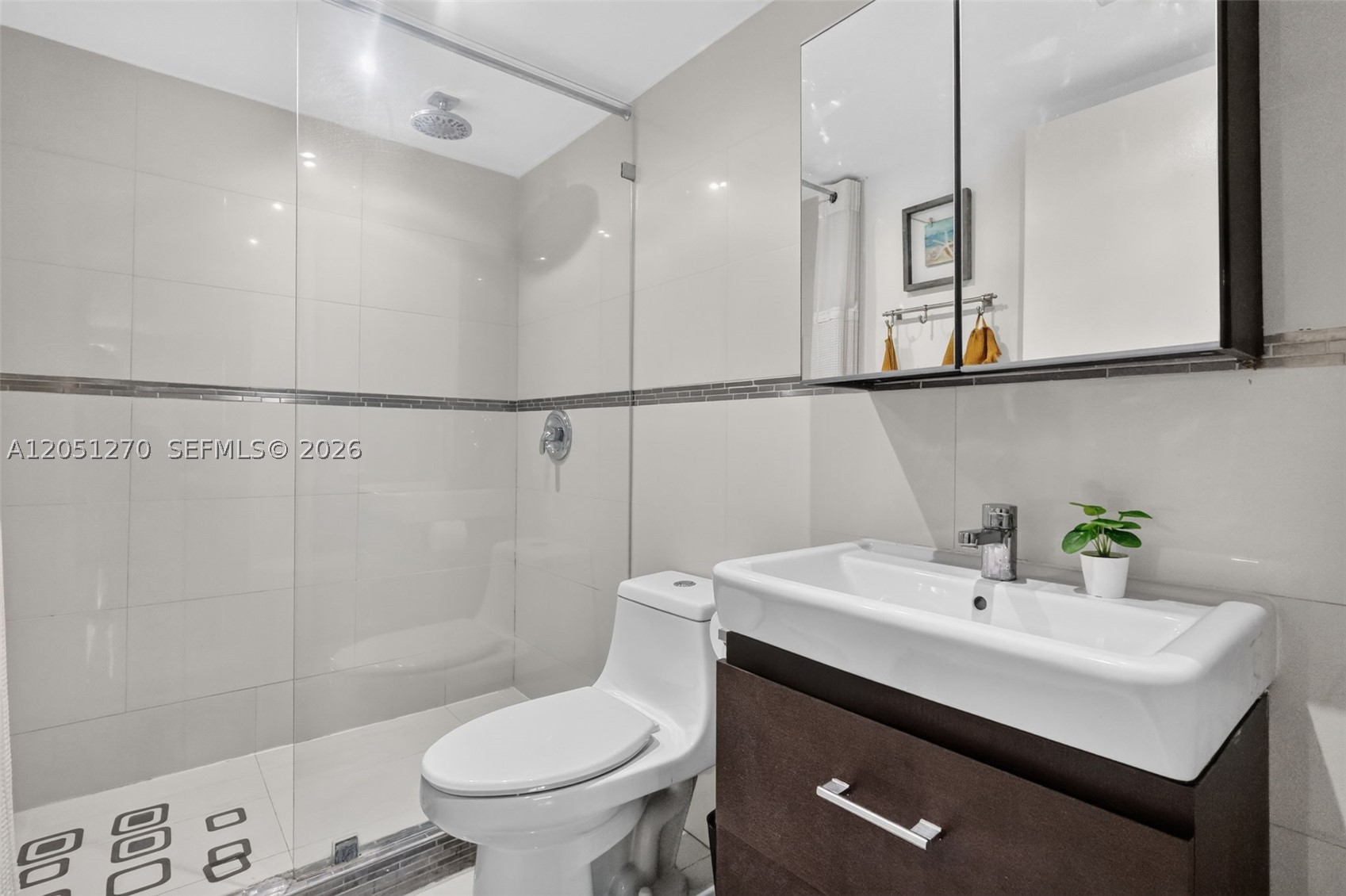 MADISON DOWNTOWN CONDO - Residential