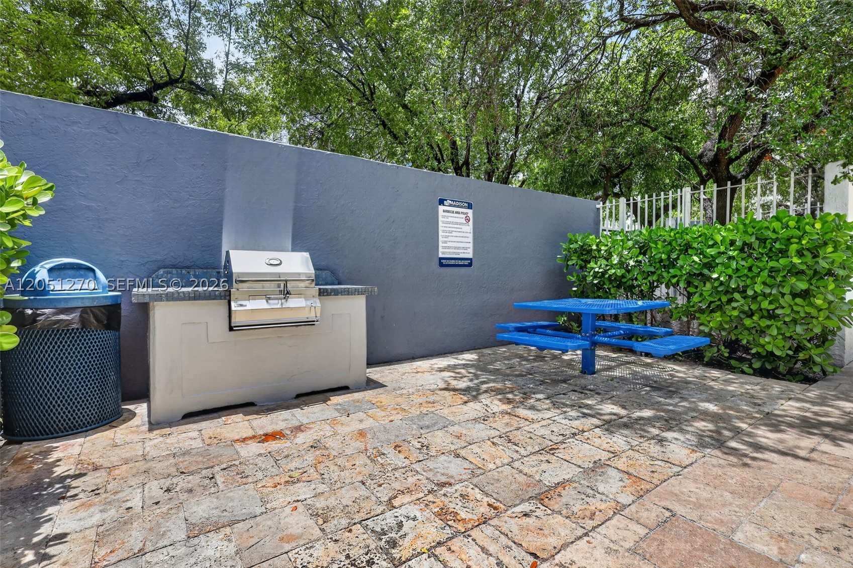 MADISON DOWNTOWN CONDO - Residential