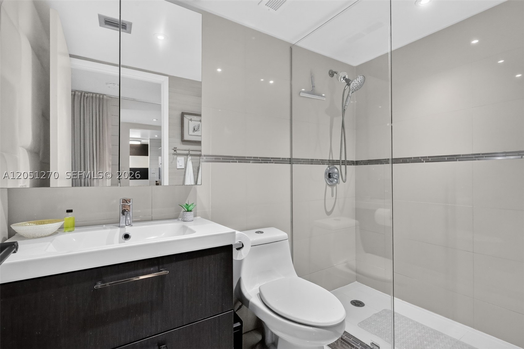 MADISON DOWNTOWN CONDO - Residential