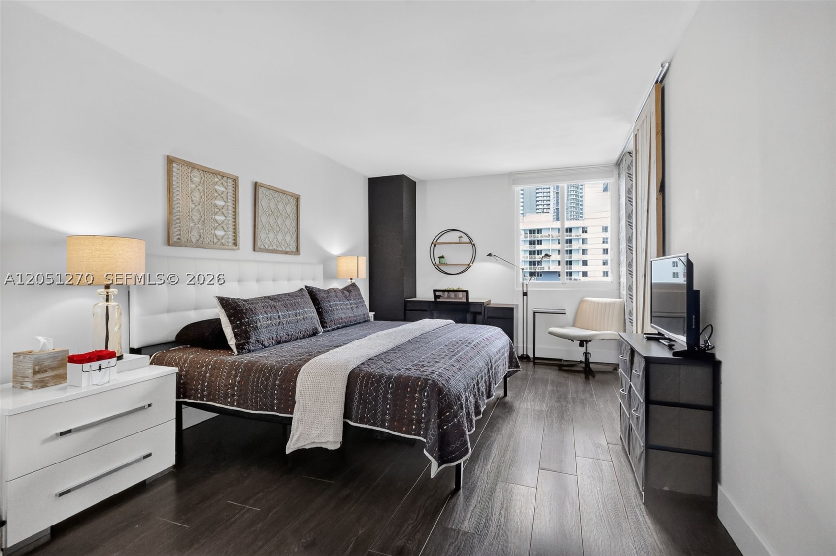 MADISON DOWNTOWN CONDO - Residential