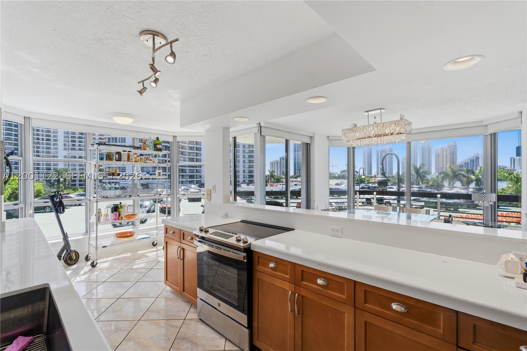 MYSTIC POINTE CONDO NO ON - Residential