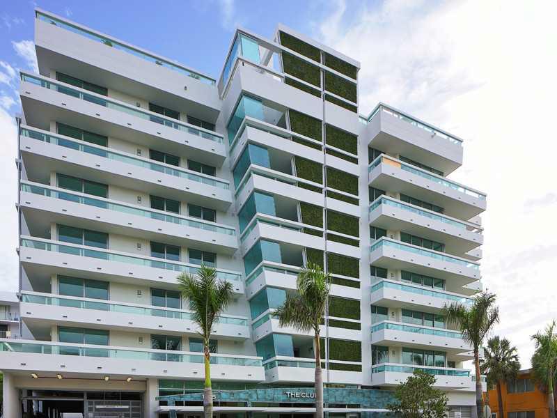 Brand new 2 bedroom 2 bathrooms plus den split floorplan unit with top of the line appliances located in the heart of Bay Harbor Islands. Rooftop pool terrace. Blocks away from great public schools, Bal Harbour shops and beaches. Easy access to major High ways.