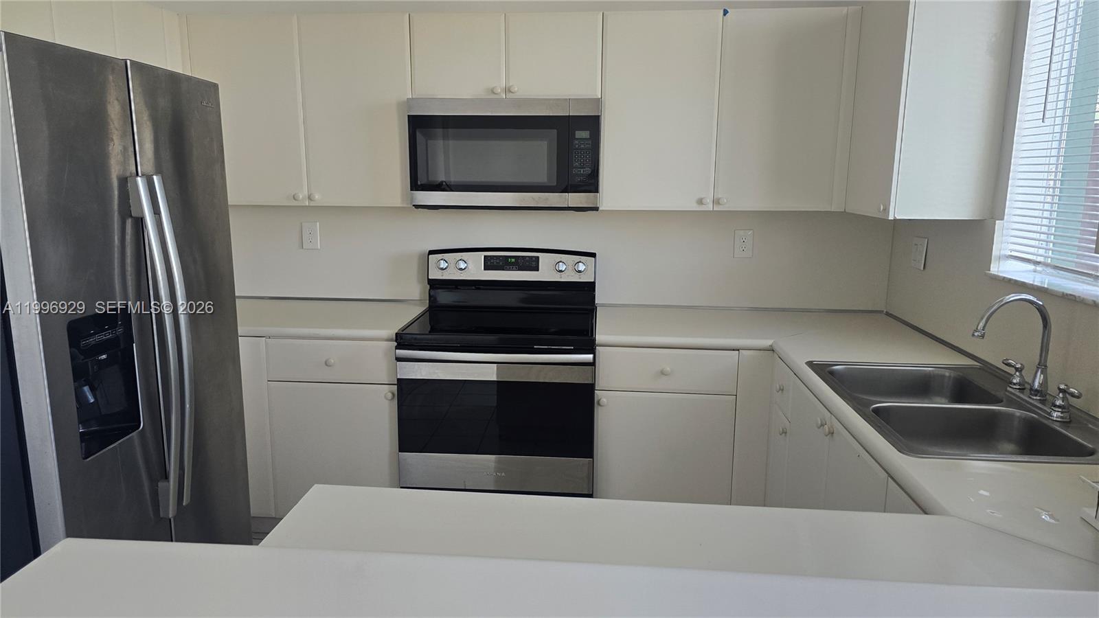 SHOMA TOWNHOMES AT KEYSCO - Residential