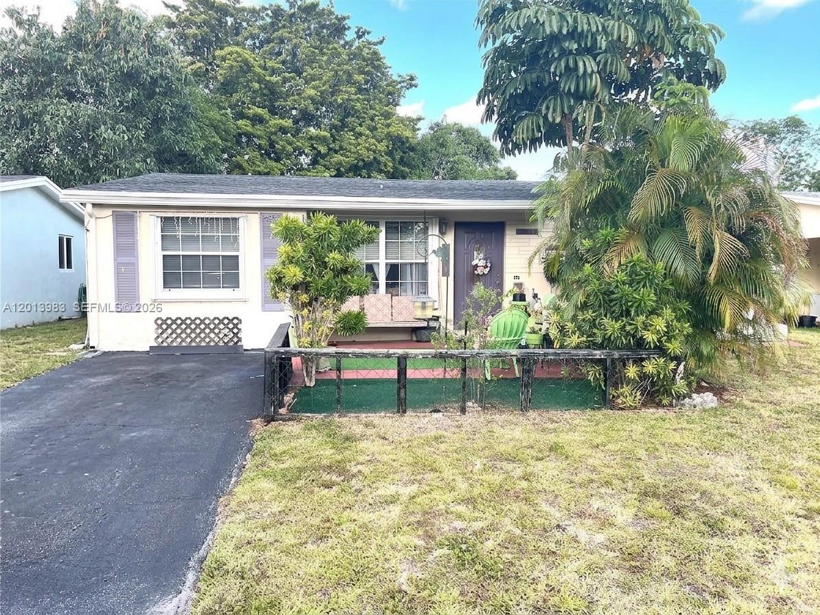 Wonderful starter home and solid investment opportunity in the heart of Pembroke Pines.
Currently rented at $3,100/month with lease expiring July 2026, offering flexibility for an owner-user or investor. At asking price, the property delivers approximately a 6.5% CAP rate after property tax and insurance.

This cozy residence features 2 bedrooms, 1 bathroom, plus a spacious great room that can function as an additional bedroom, along with a separate room ideal for a home office. Laundry room is conveniently located inside the home.

Enjoy a large fenced backyard, perfect for BBQs and entertaining. No HOA.
Centrally located near major highways, hospitals, colleges, and shopping centers, making it highly attractive to both tenants and future homeowners.