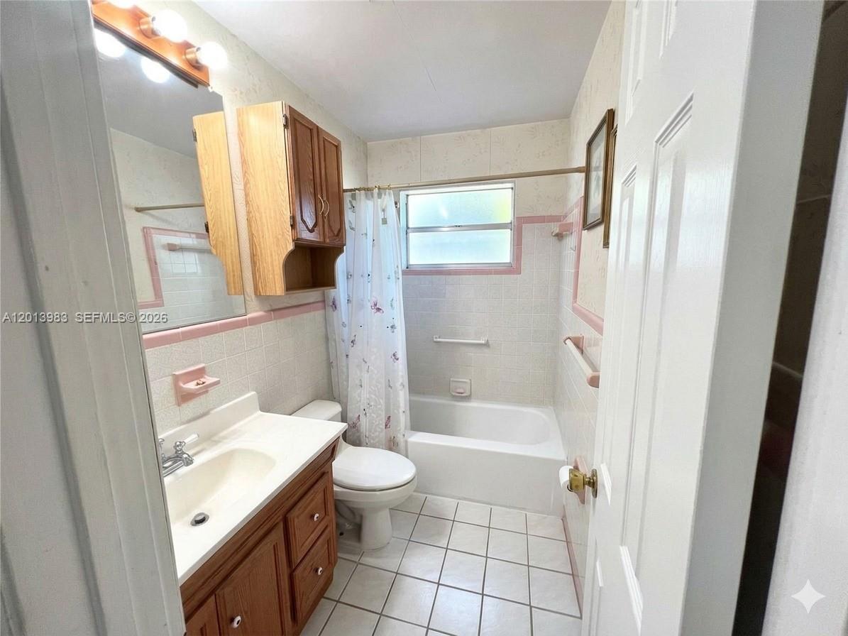 SOUTH BROWARD RANCHES - Residential