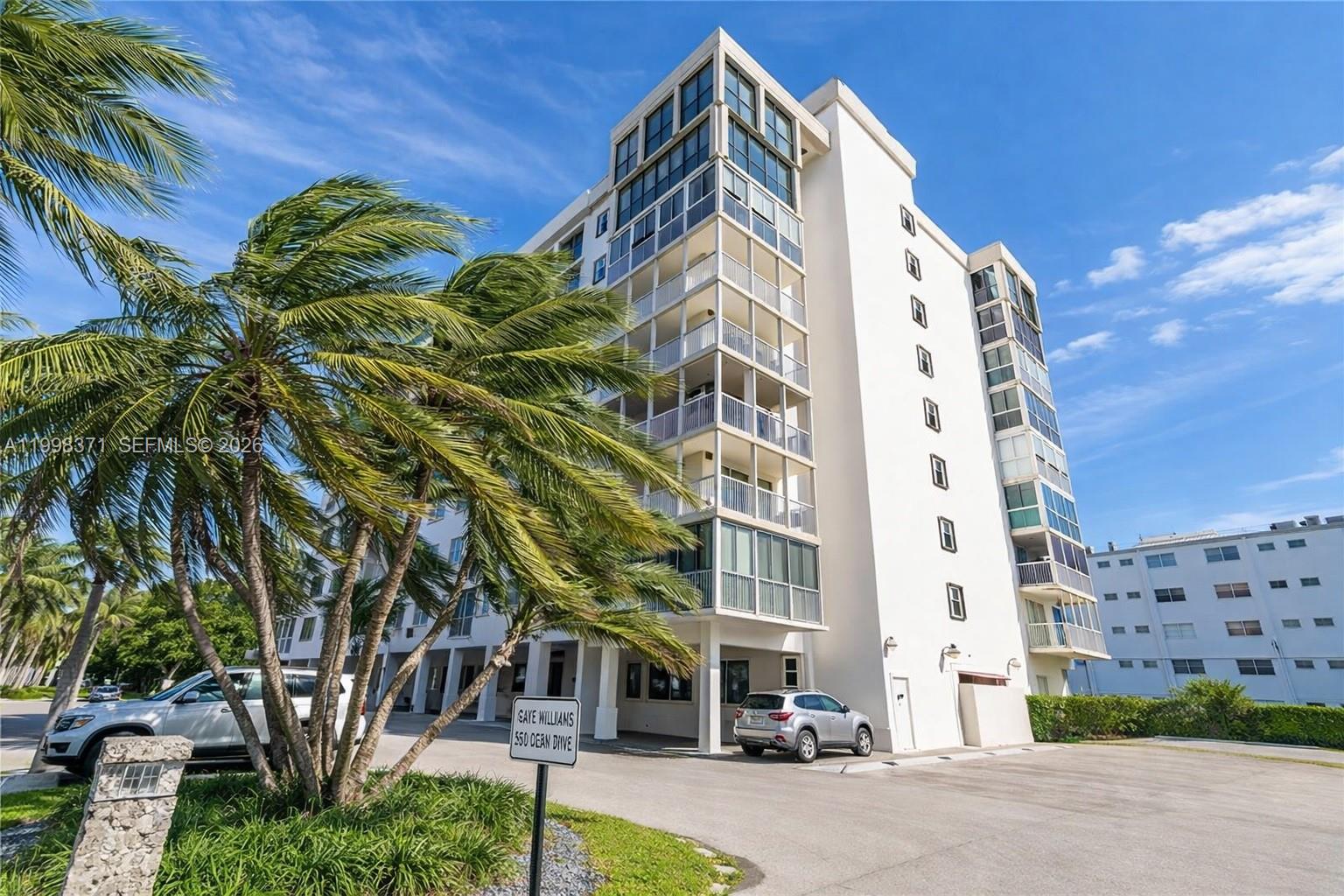 GALEN BREAKERS CONDO - Residential
