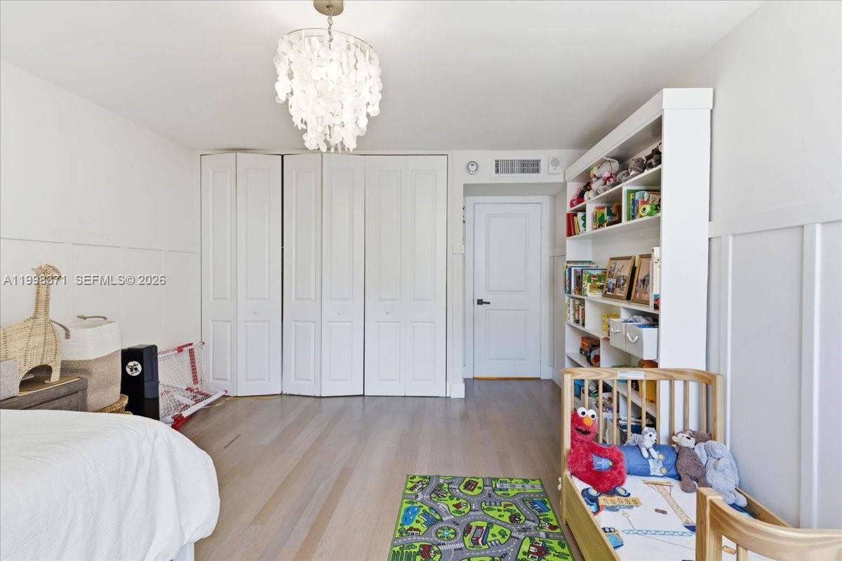 GALEN BREAKERS CONDO - Residential