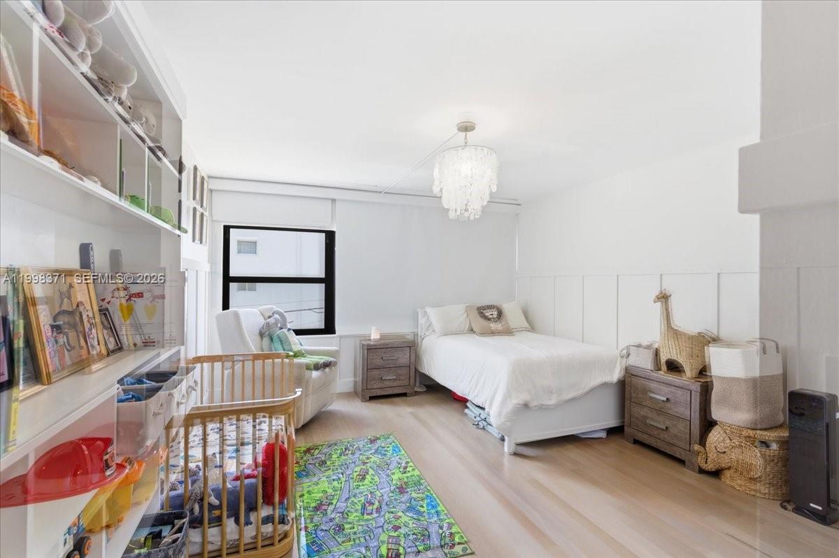GALEN BREAKERS CONDO - Residential