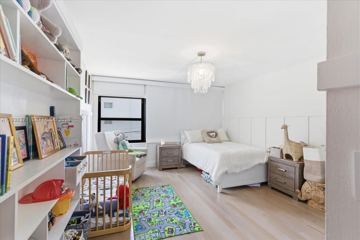 GALEN BREAKERS CONDO - Residential
