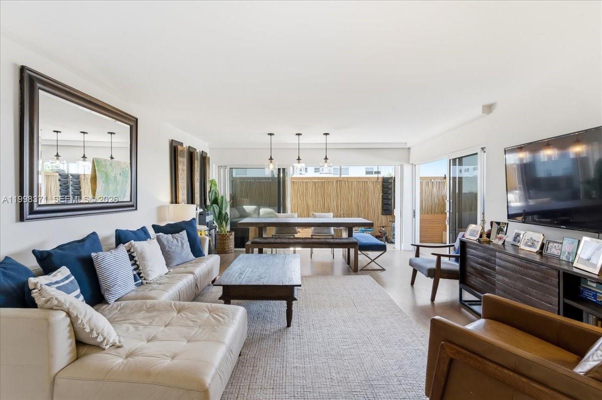 GALEN BREAKERS CONDO - Residential