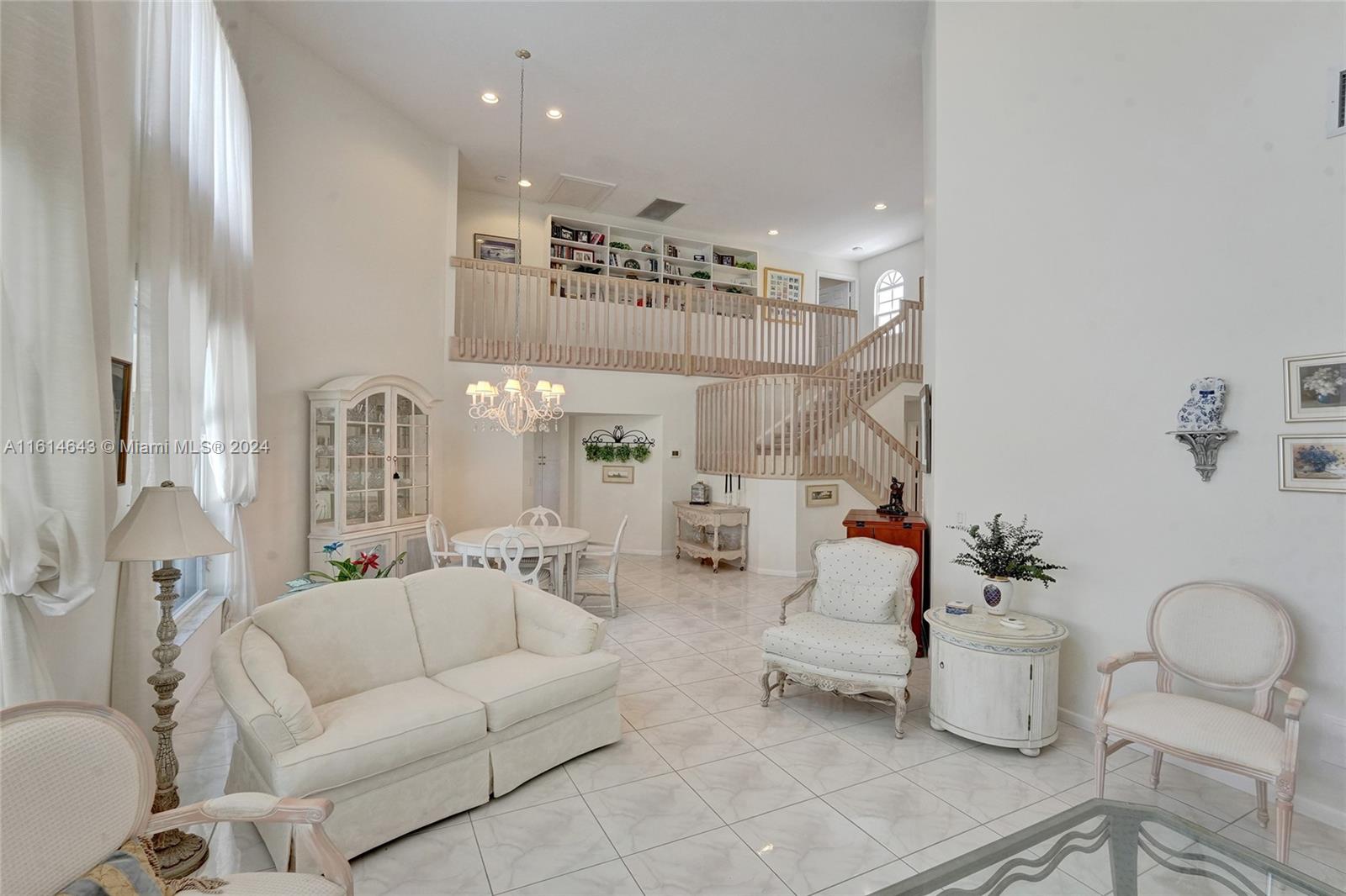 BALBOA POINT BOCA GOLF & - Residential