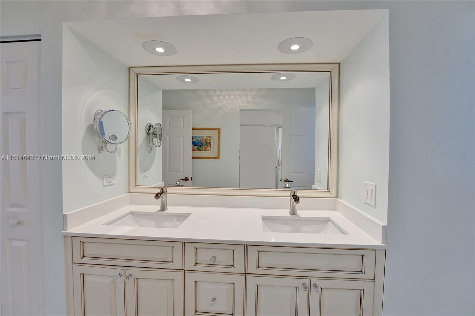 BALBOA POINT BOCA GOLF & - Residential