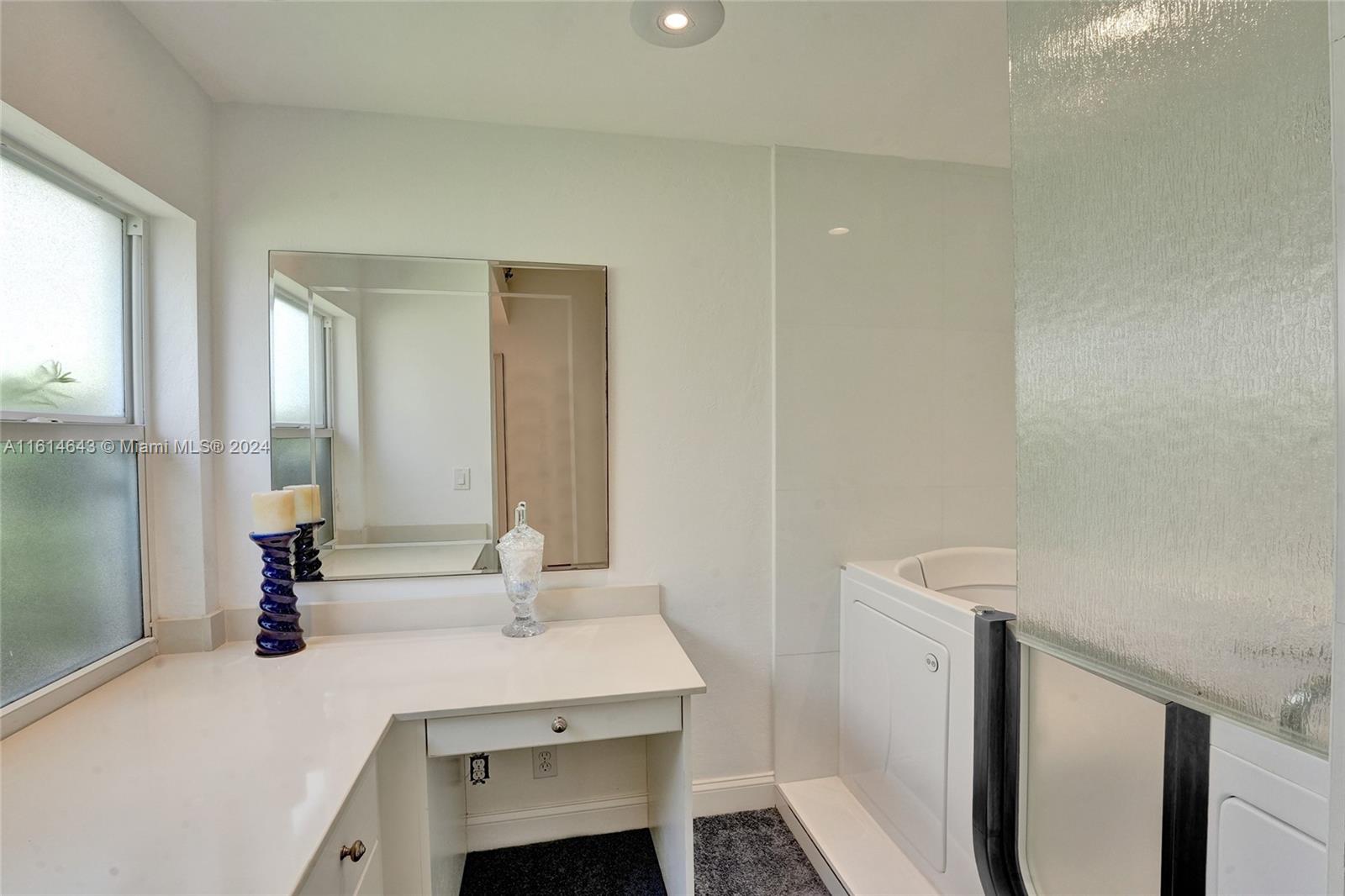 BALBOA POINT BOCA GOLF & - Residential