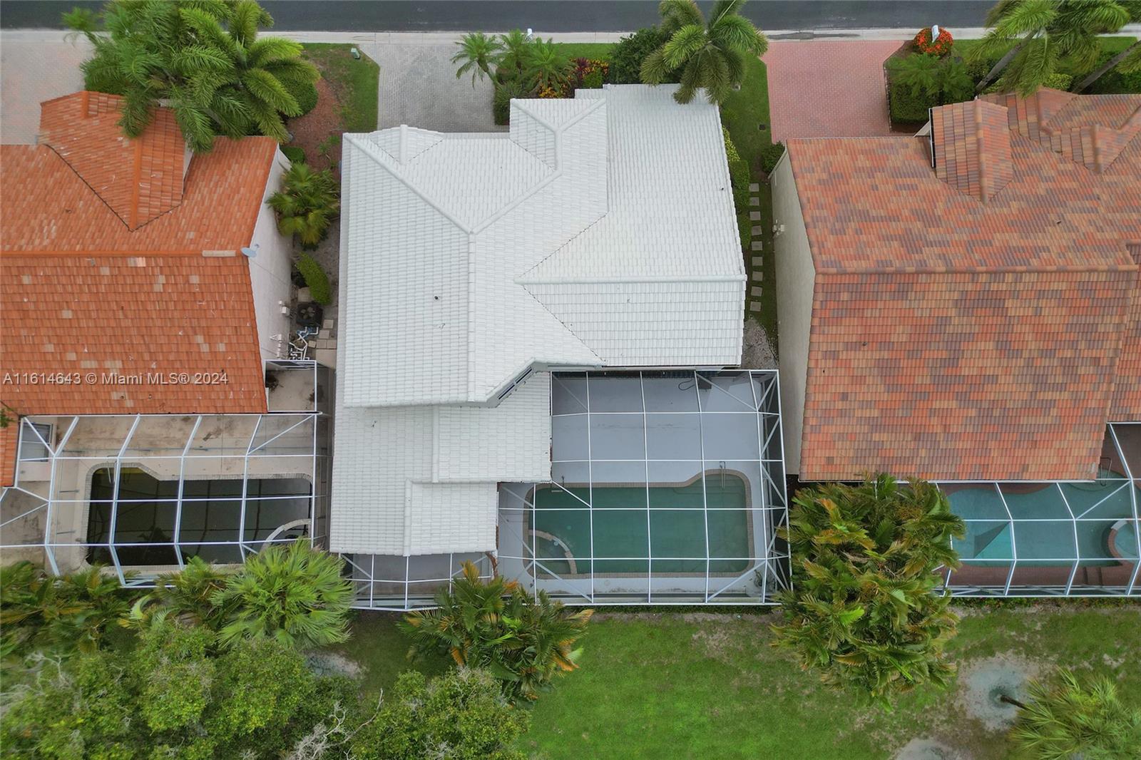 BALBOA POINT BOCA GOLF & - Residential