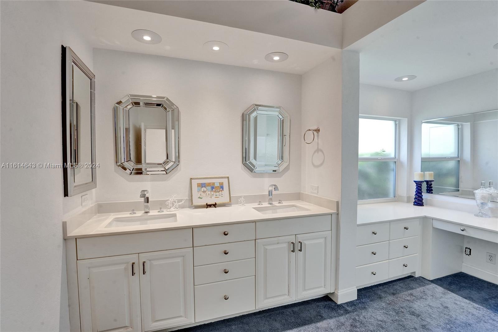 BALBOA POINT BOCA GOLF & - Residential