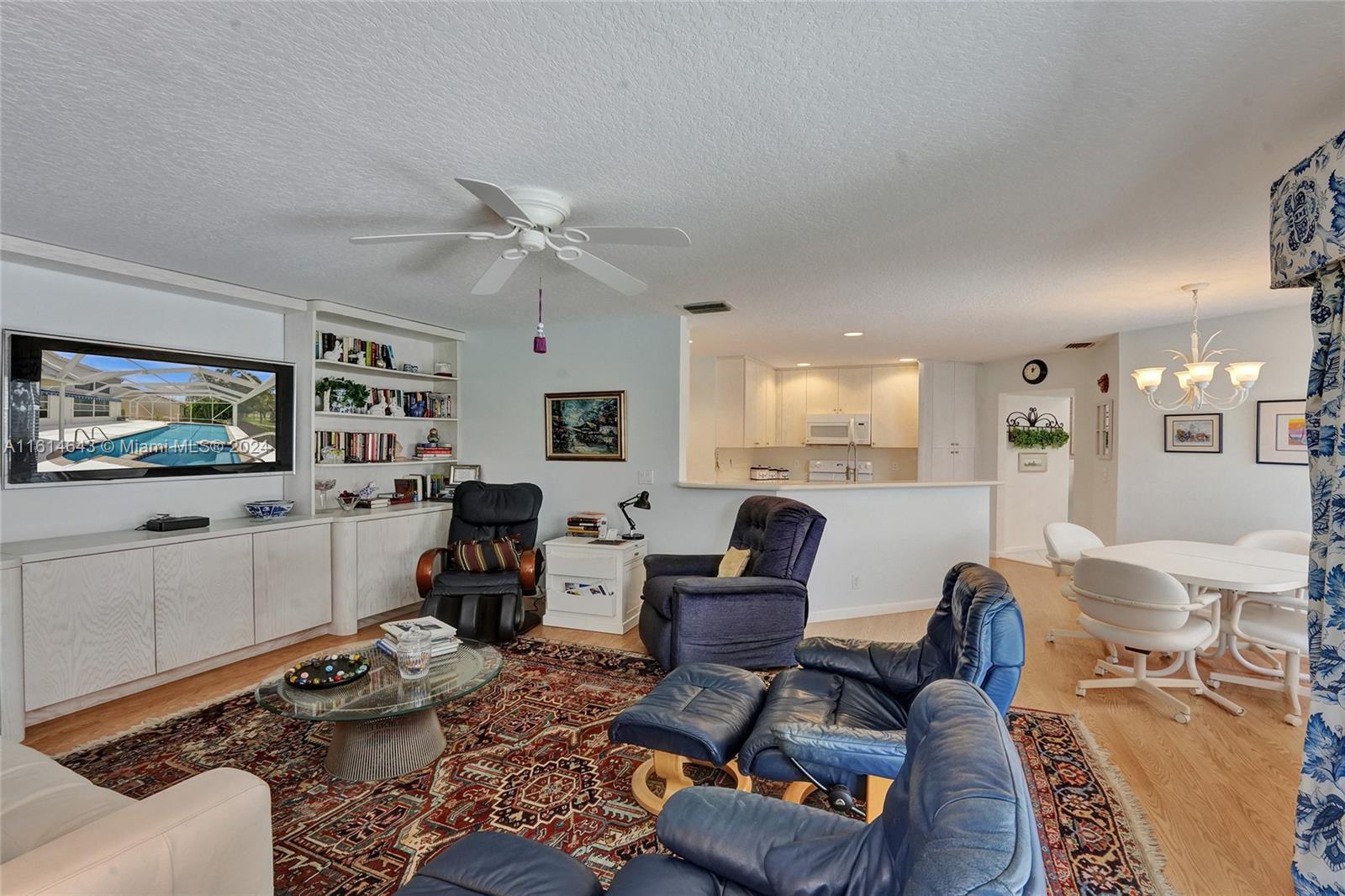 BALBOA POINT BOCA GOLF & - Residential