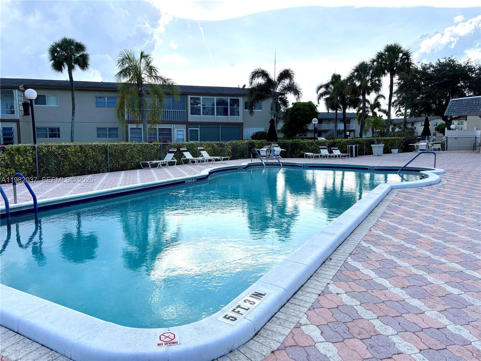 ORIOLE GARDENS TWO 66 CON - Residential