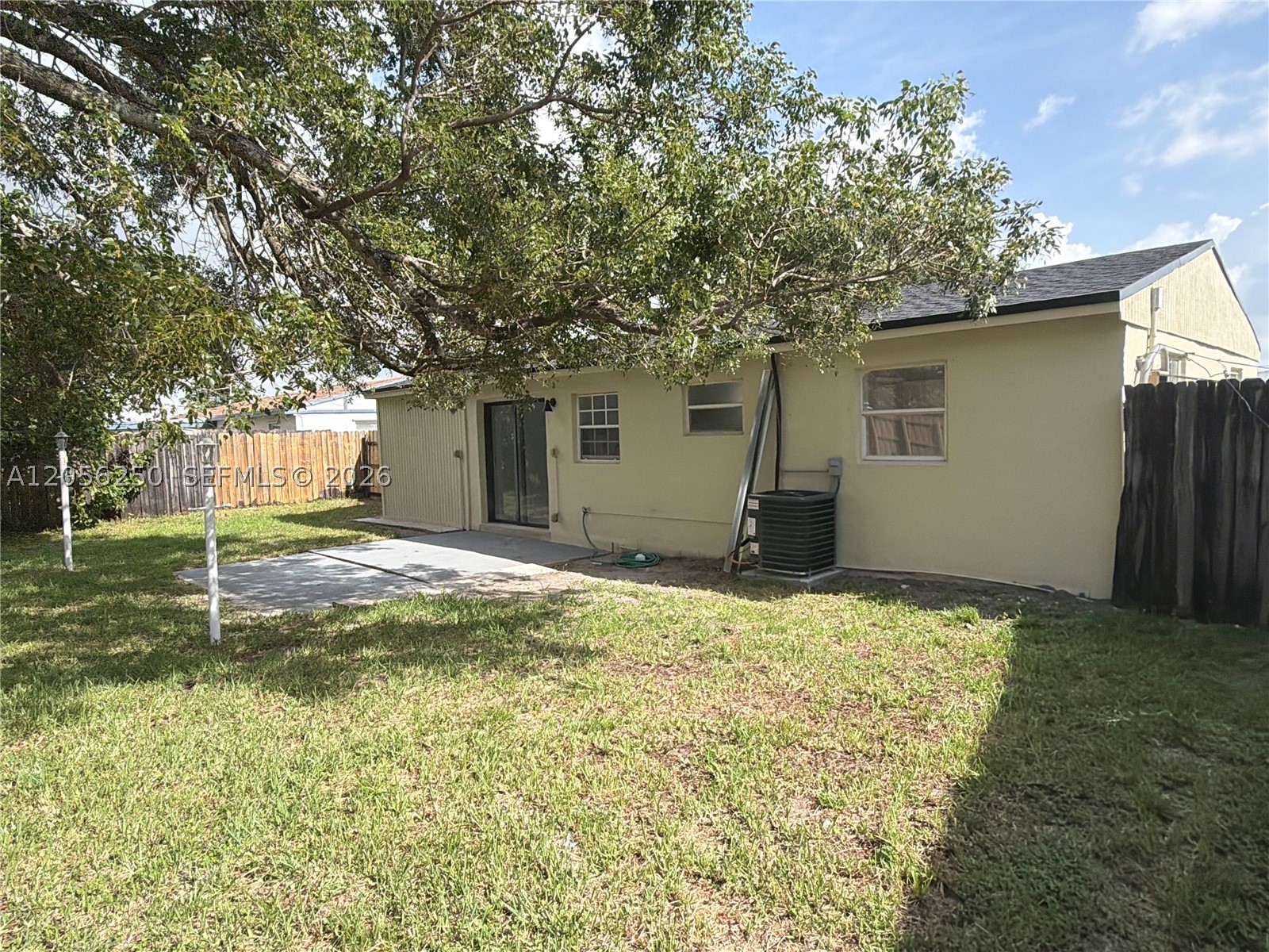 BROADVIEW PARK - Residential