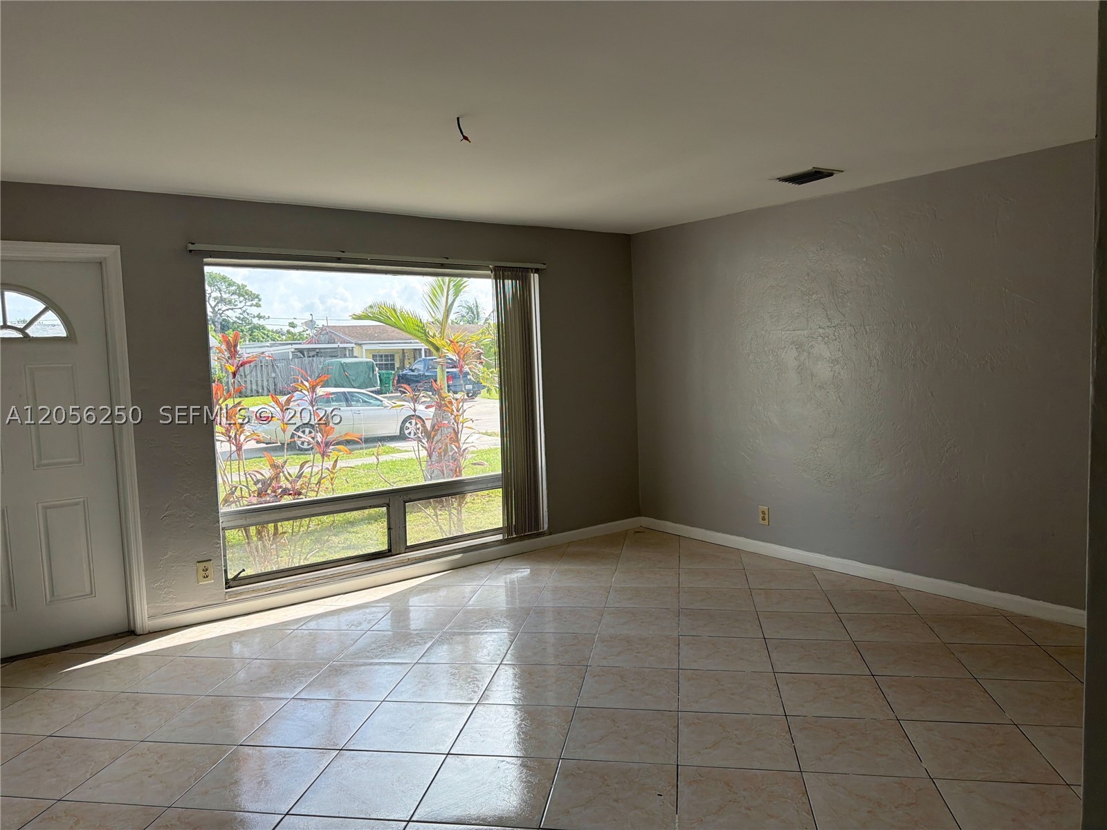 BROADVIEW PARK - Residential