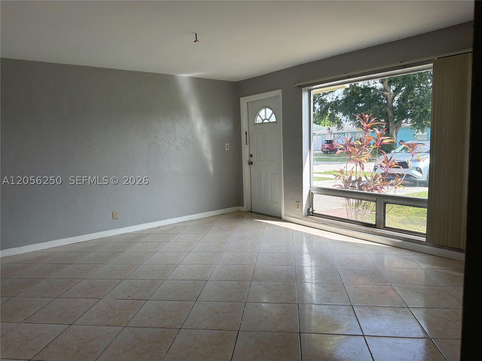 BROADVIEW PARK - Residential