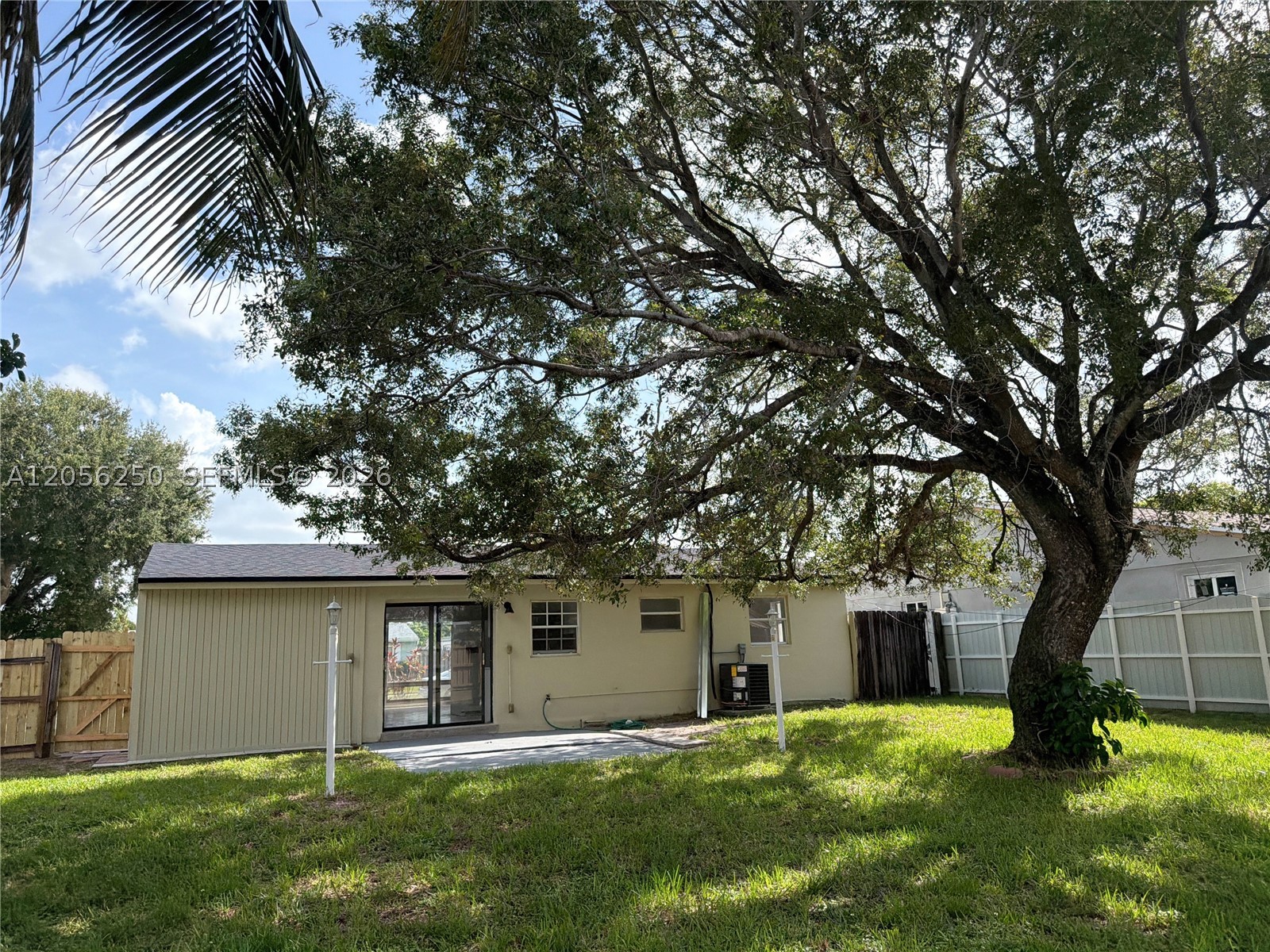 BROADVIEW PARK - Residential