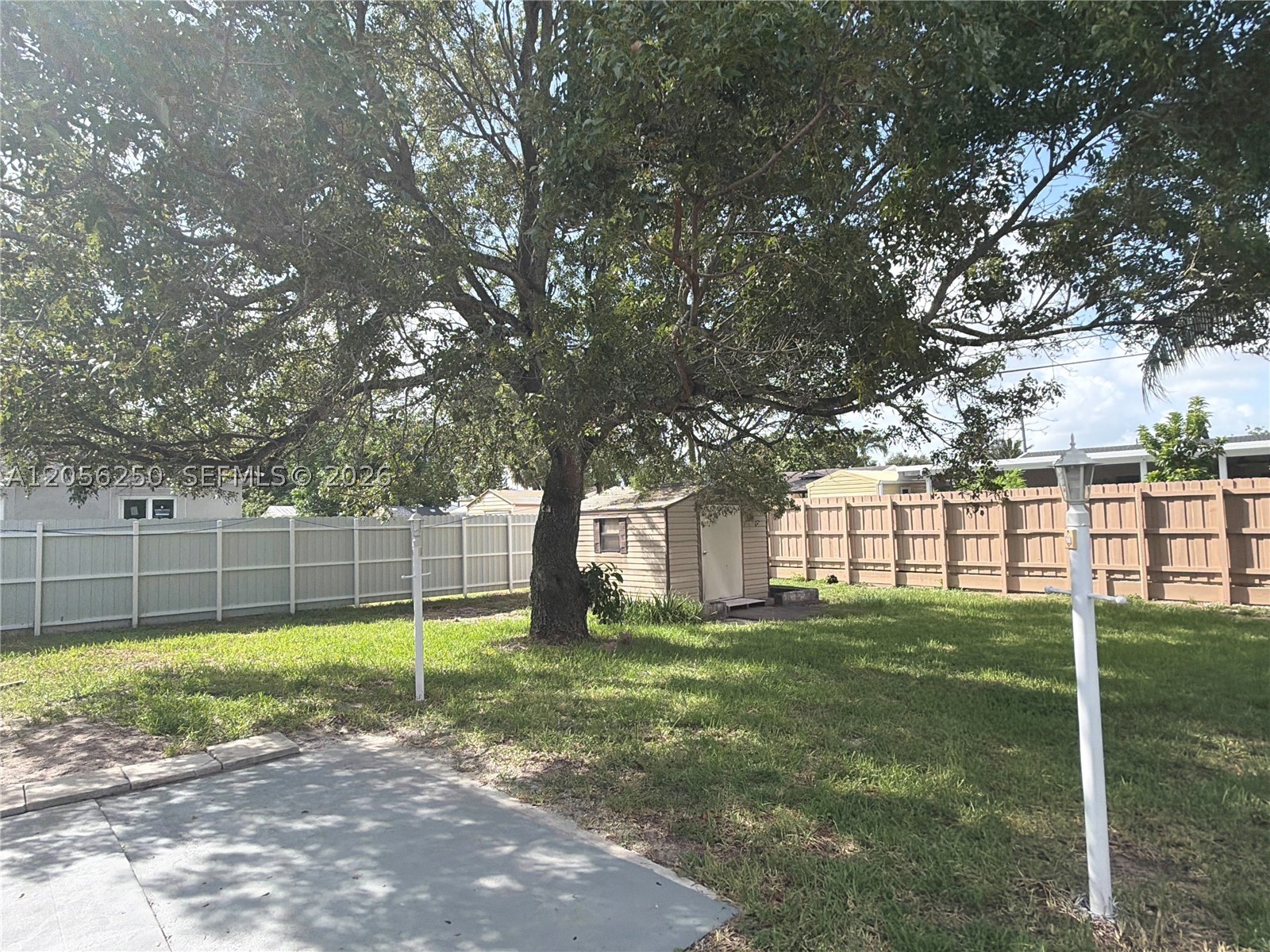 BROADVIEW PARK - Residential