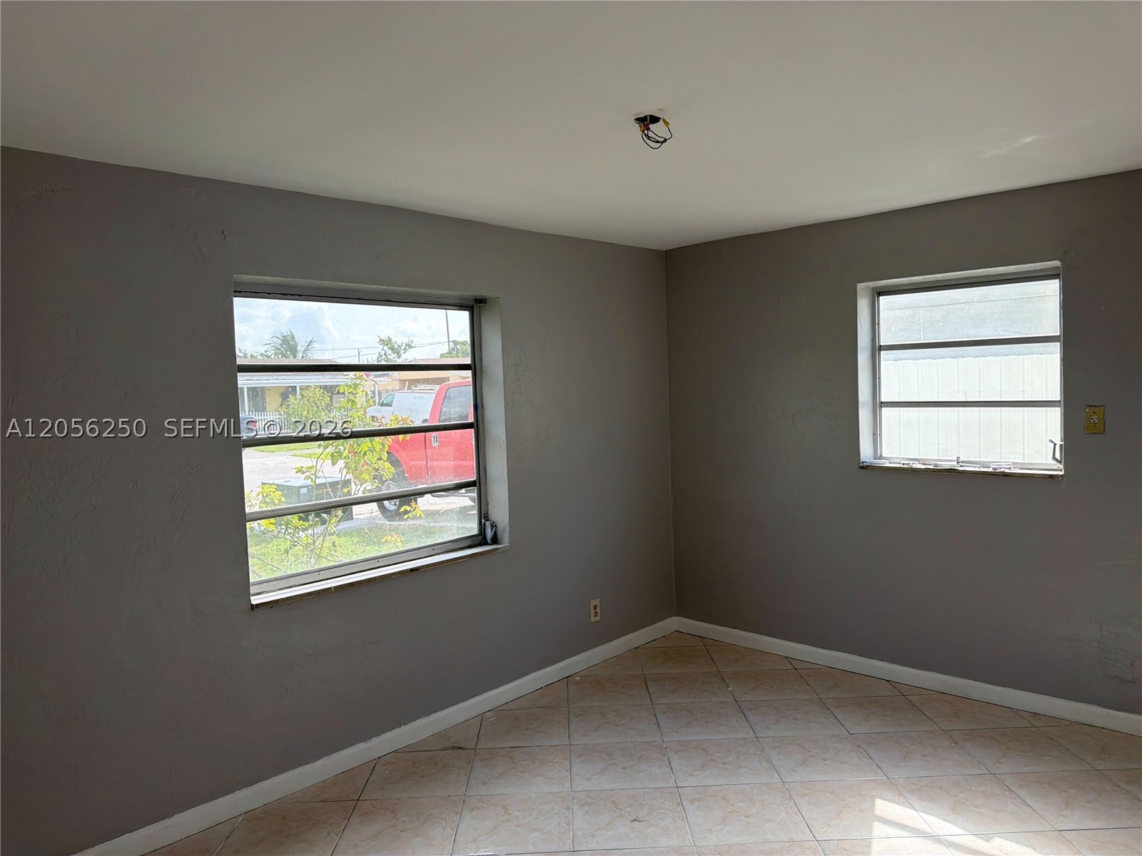 BROADVIEW PARK - Residential