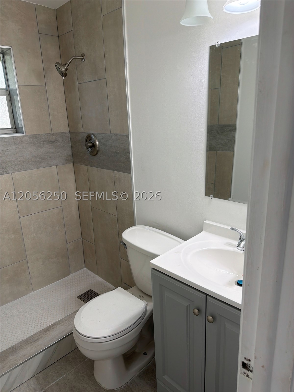 BROADVIEW PARK - Residential
