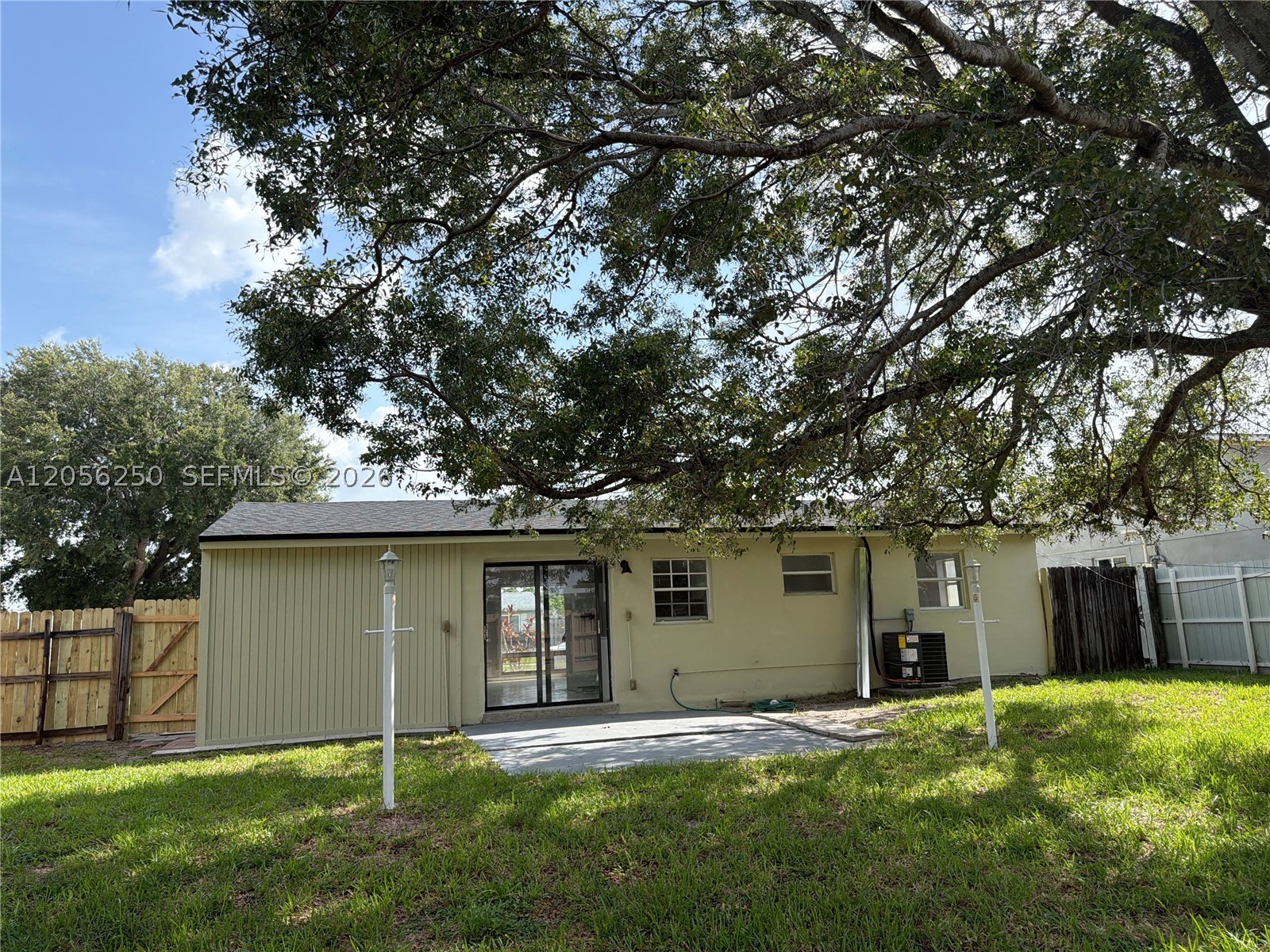 BROADVIEW PARK - Residential