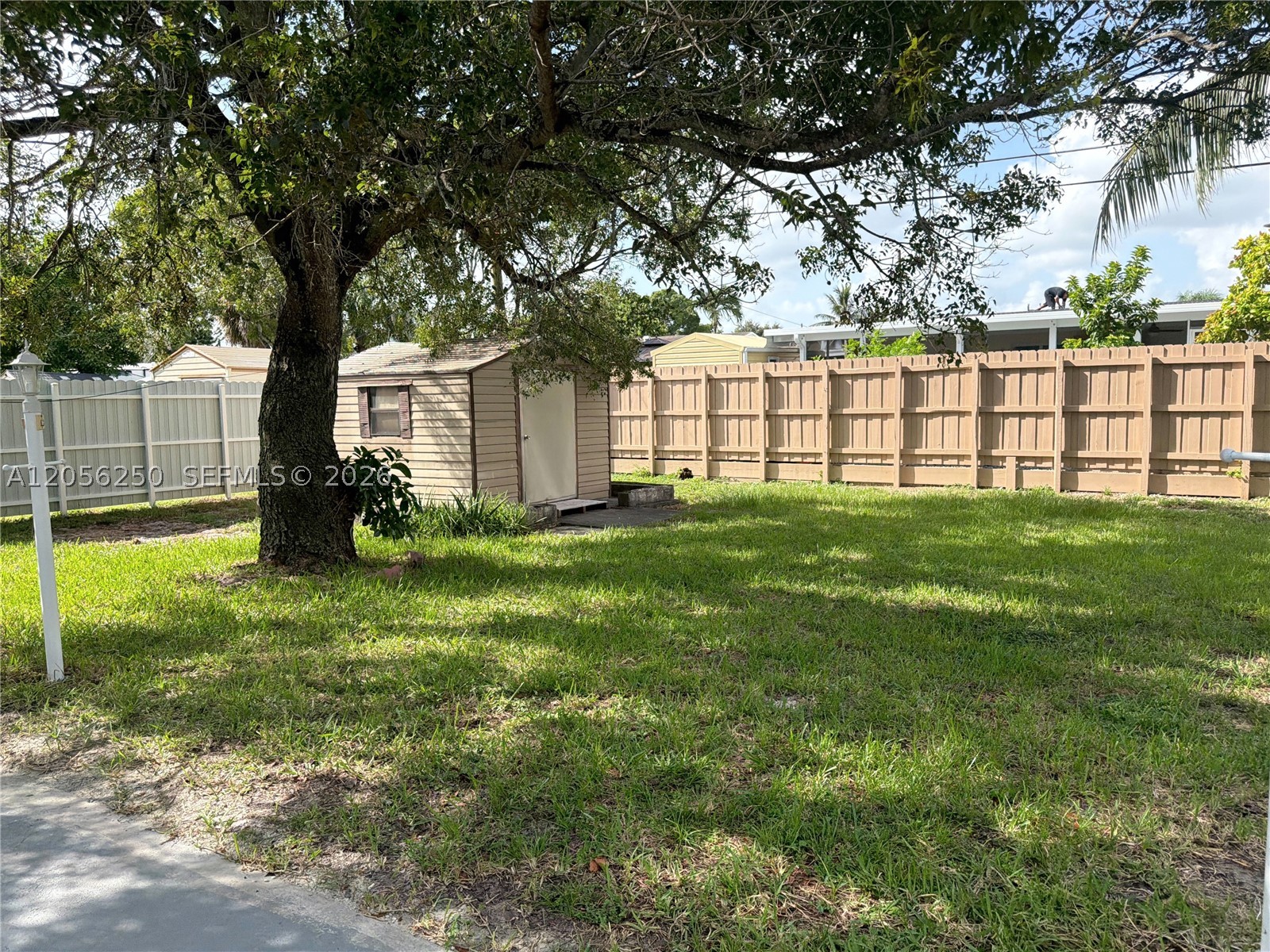 BROADVIEW PARK - Residential