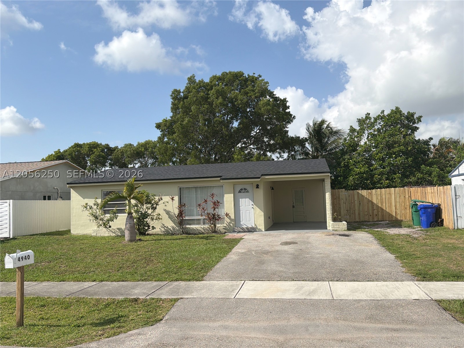 BROADVIEW PARK - Residential
