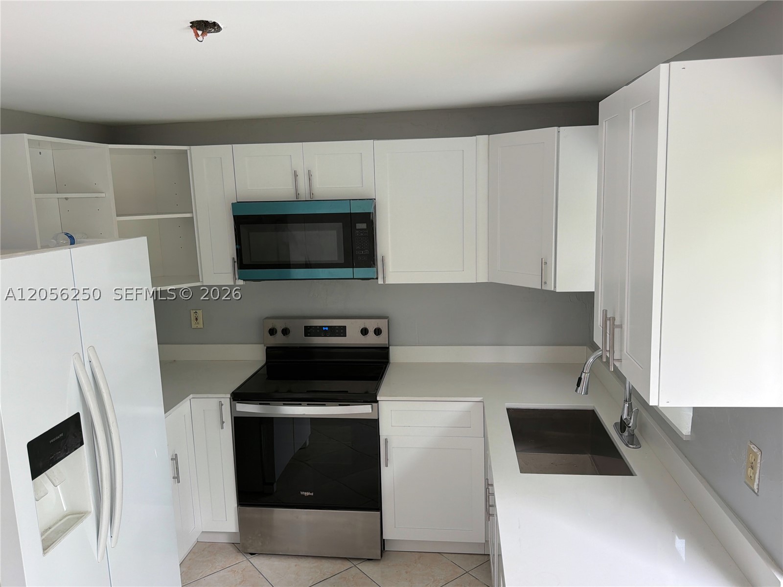BROADVIEW PARK - Residential