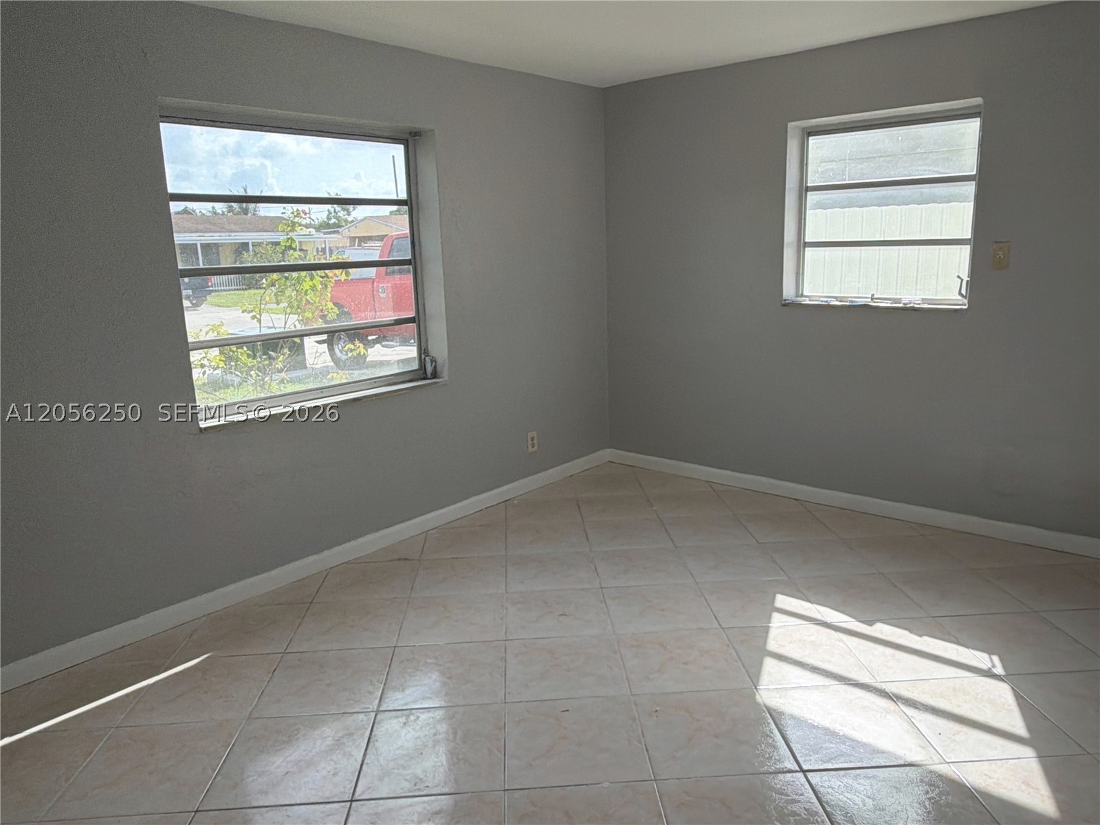 BROADVIEW PARK - Residential
