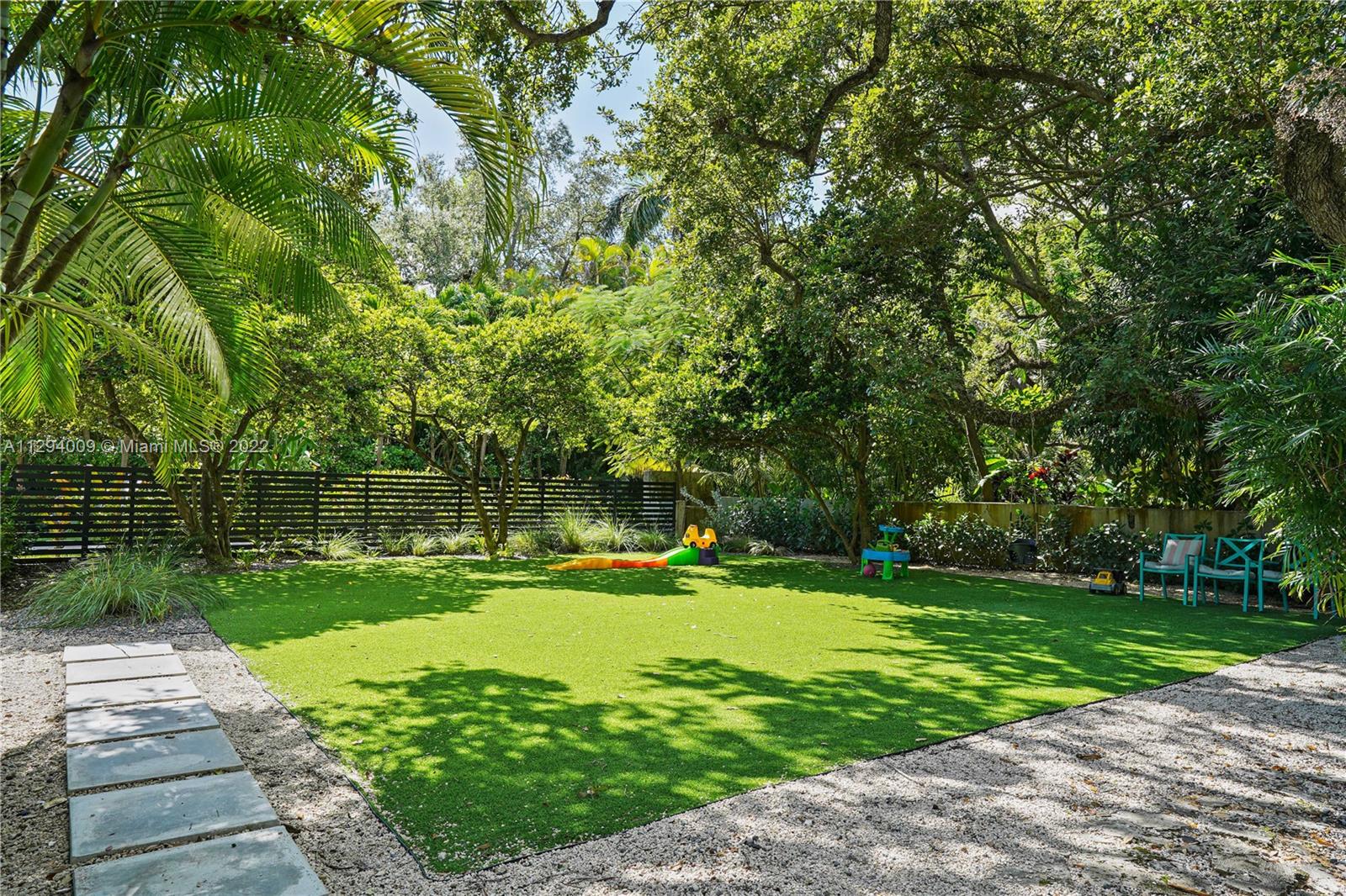 E M PATTISONS - Residential