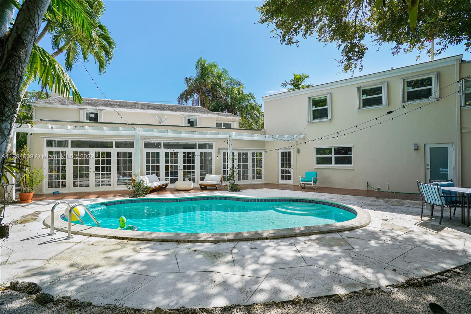 E M PATTISONS - Residential