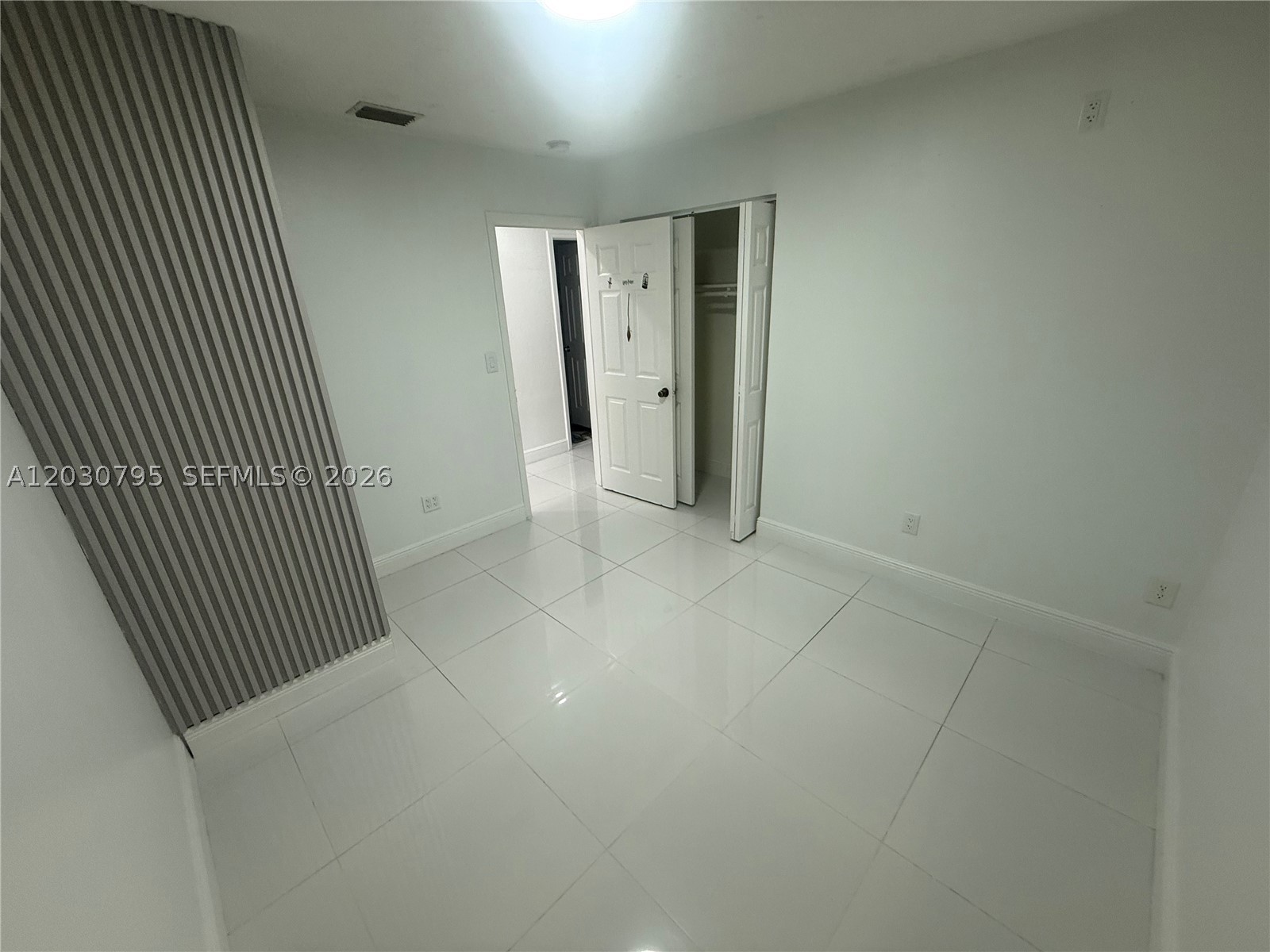 LEE BELL HOMES - Residential Lease