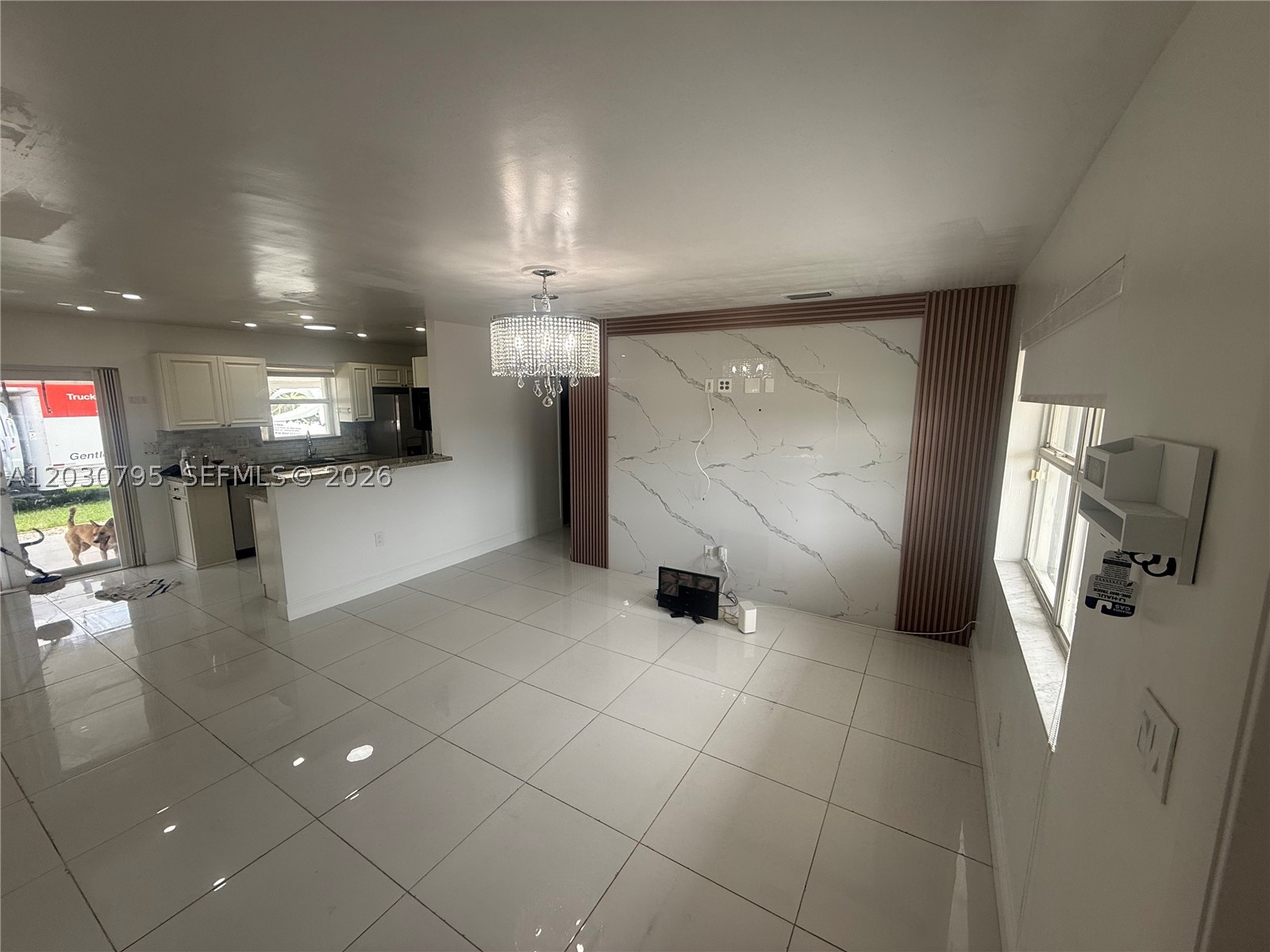 LEE BELL HOMES - Residential Lease