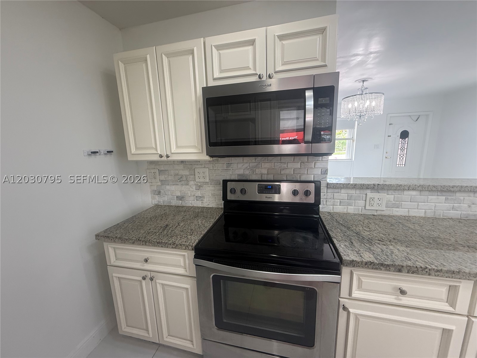 LEE BELL HOMES - Residential Lease