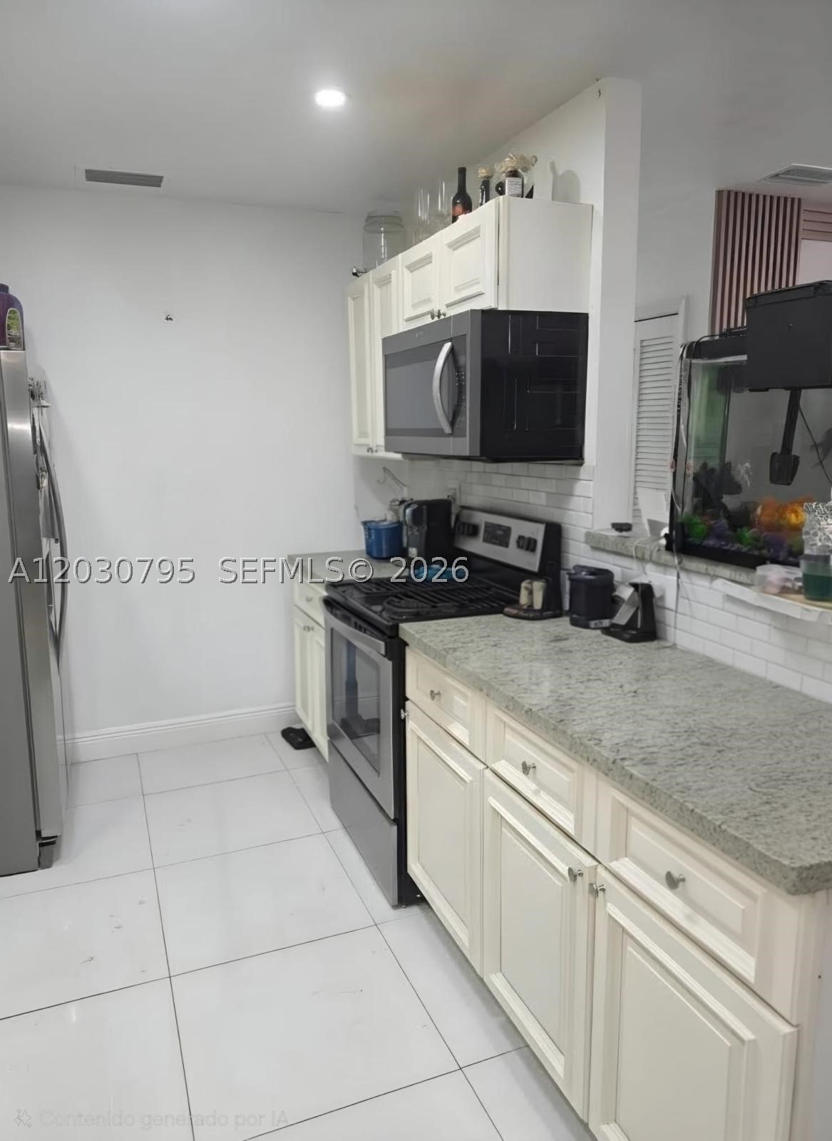LEE BELL HOMES - Residential Lease