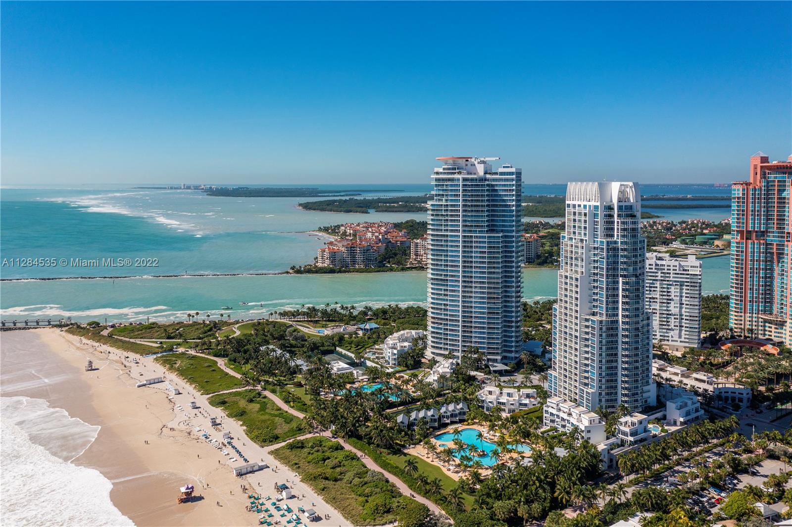 CONTINUUM ON SOUTH BEACH - Residential