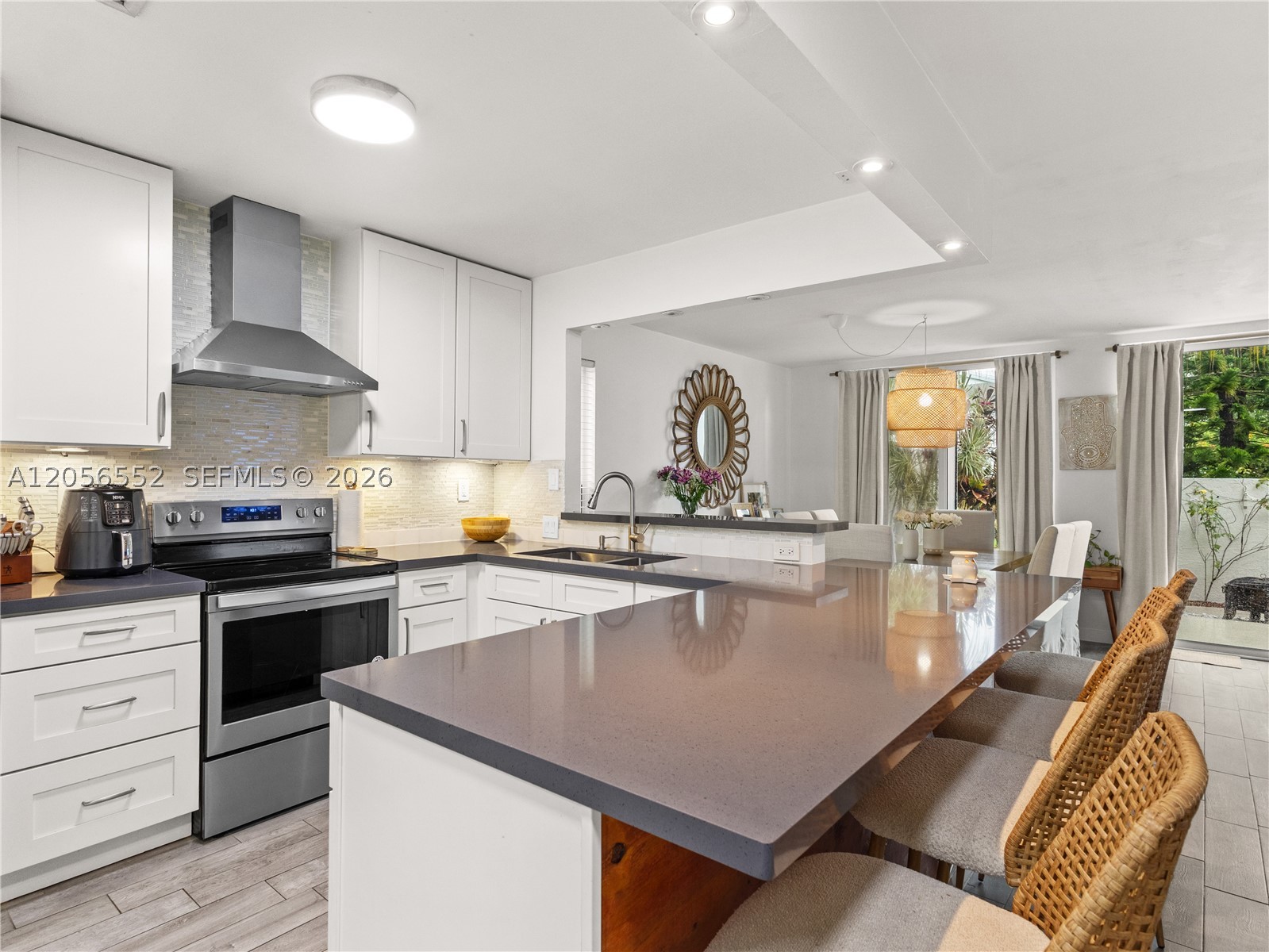 TOWNHOMES OF DORAL PLACE - Residential