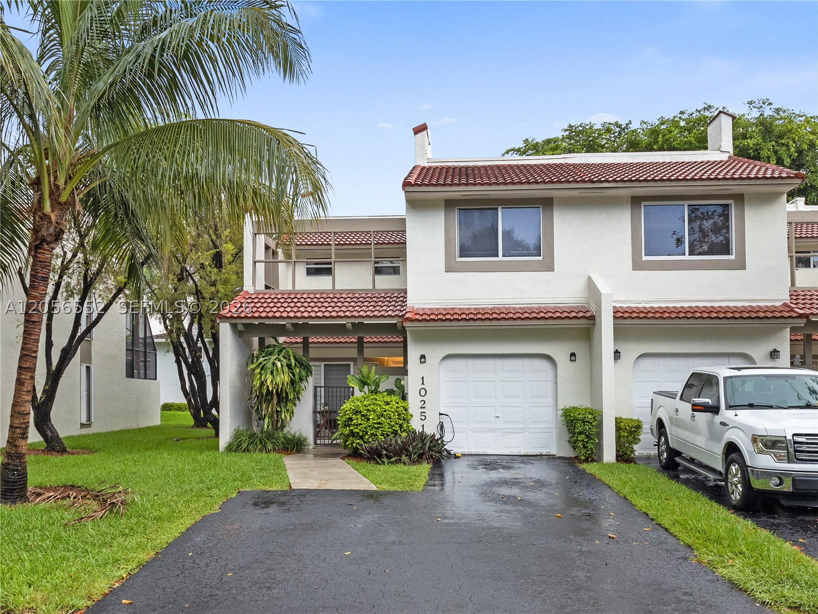 TOWNHOMES OF DORAL PLACE - Residential